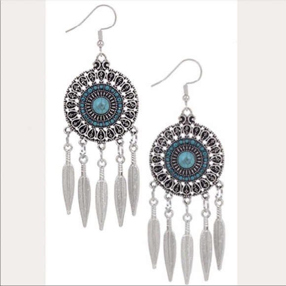 Jewelry - 🆕Bohemian Dangle Earrings